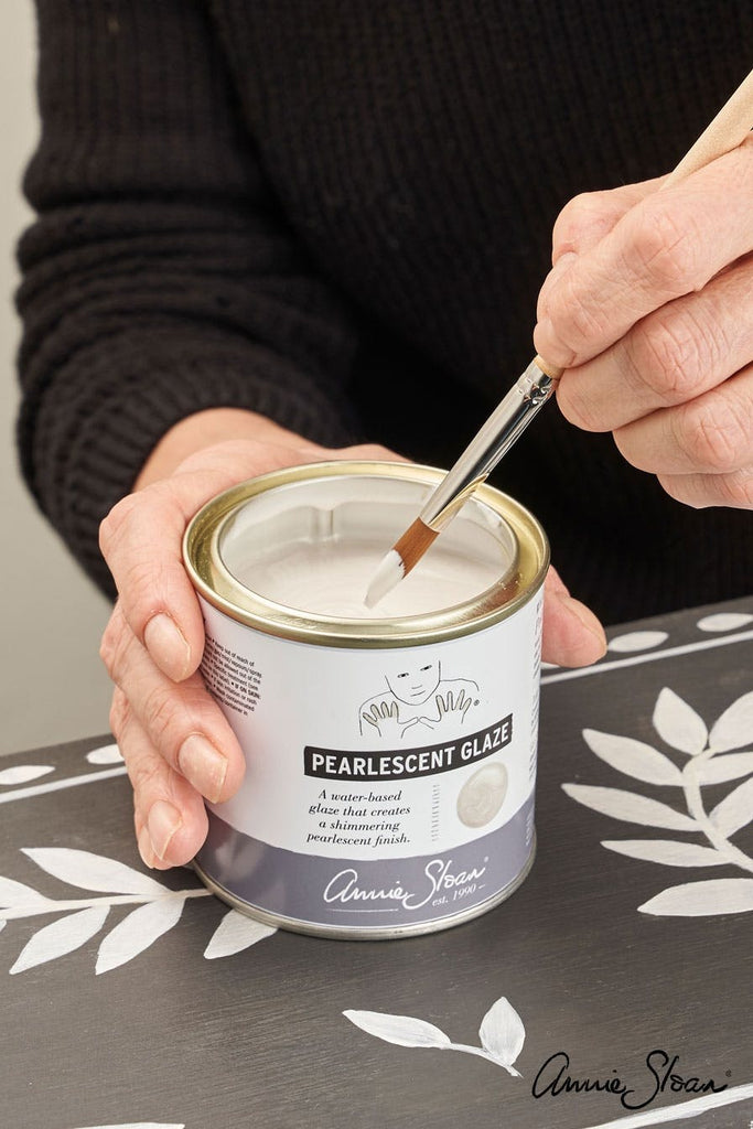 Pearlescent Glaze by Annie Sloan