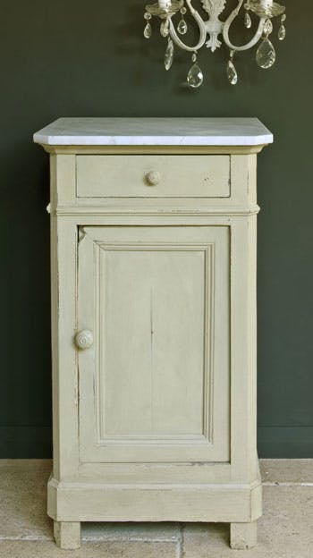 Versailles Chalk Paint by Annie Sloan - 1 Litre Pot